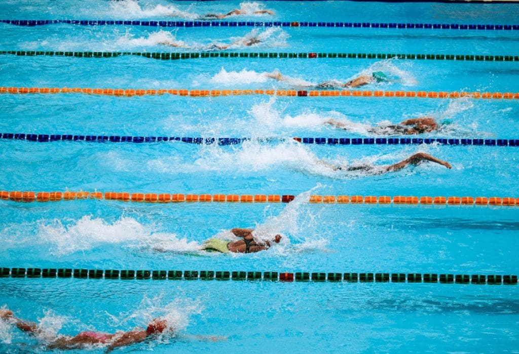 Child swimming - childrens sports psychology